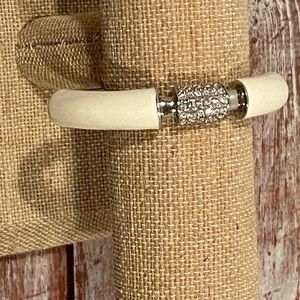 Lia Sophia stretch bracelet